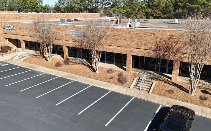 Pictures of Industrial property located at 2520 PARK CENTRAL BLVD, DECATUR, GA 30035-3924 for lease - image #1