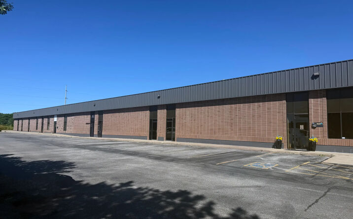 Pictures of Industrial, Office property located at 2424 S 156th Circle, Omaha, NE 68130 for lease - image #1