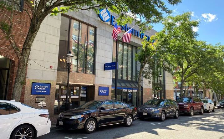 Pictures of Retail, Office property located at 50 CENTRAL ST, LOWELL, MA 01852 for lease - image #1