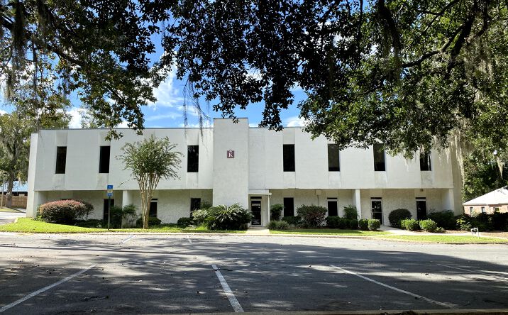 Pictures of Office property located at 325 John Knox Road, Tallahassee, FL 32303 for lease - image #1