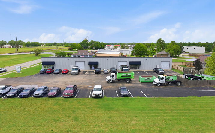 Pictures of Retail, Office, Industrial property located at 600 S Ramsey, Valley Center, KS 67147 for lease - image #1
