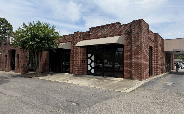 Pictures of Retail, Office property located at 15 Dawn Road, Pinehurst, NC 28374 for lease - image #1