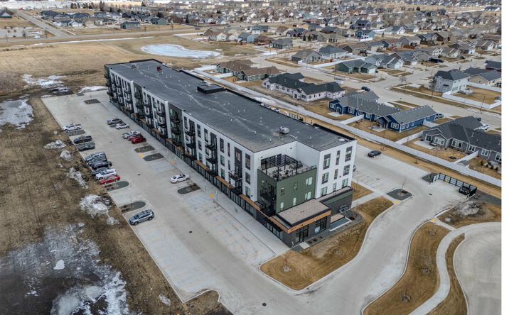 Pictures of Retail, Office, Restaurant property located at 4177 S. Columbia Road, Grand Forks, ND 58201 for lease - image #1