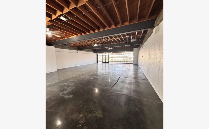 Pictures of Office, Retail, Restaurant property located at HEMET CA 92544, HEMET, CA 92544 for lease - image #1