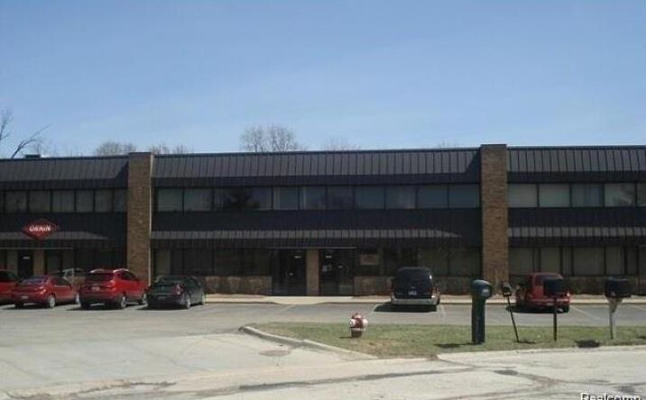 Pictures of Industrial property located at 3757 Commerce Court, Wayne, MI 48184 for lease - image #1