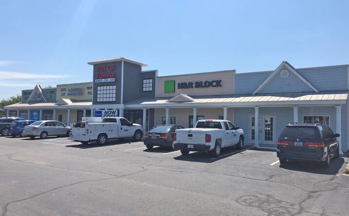 Pictures of Retail property located at 1407 W Wade Hampton Blvd, Greer, SC 29650 for lease - image #1