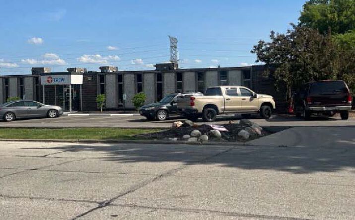 Pictures of Office, Industrial property located at 11925 W Carmen Ave, Milwaukee, WI 53225 for lease - image #1