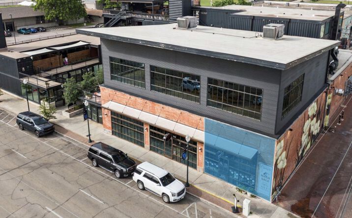 Pictures of Retail property located at 319 S 4th St, B100, Waco, TX 76701 for lease - image #1