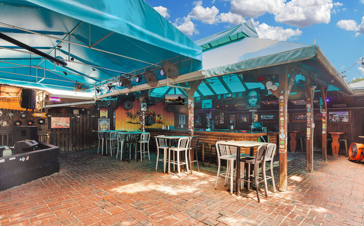 Pictures of Restaurant property located at 4 CHARLES ST, KEY WEST, FL 33040-6504 for lease - image #1
