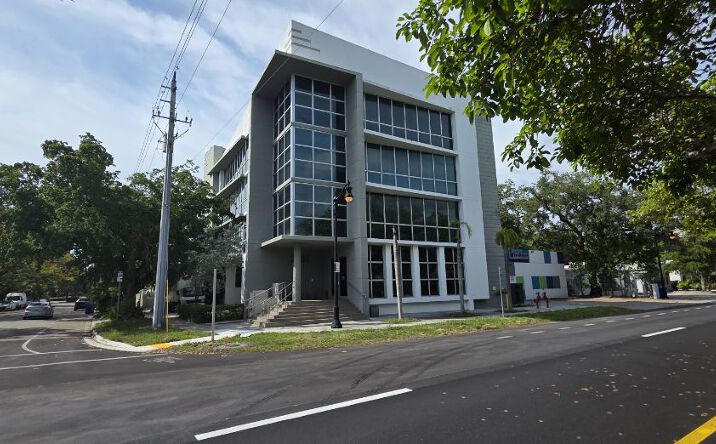 Pictures of Retail, Office property located at 2801 SW THIRD AVE, MIAMI, FL 33129 for lease - image #1