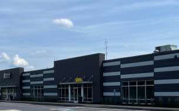 Pictures of Office, Industrial property located at 5821-5895 Harper Road, Solon, OH 44139-1611 for lease - image #1