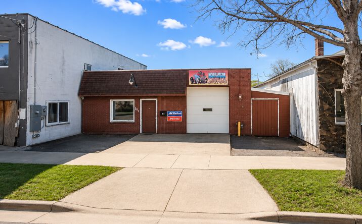 Pictures of Retail, Industrial, Special Purpose property located at 511 SECOND AVE NW, ROCHESTER, MN 55901-2881 for lease - image #1