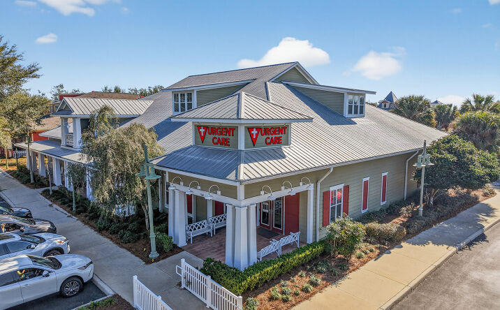 Pictures of Office property located at 910 Old Camp Road, The Villages, FL 32162 for lease - image #1