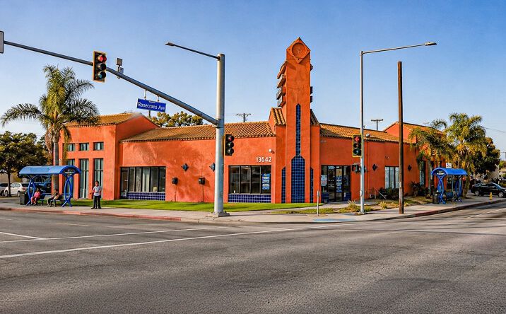 Pictures of Retail property located at 13542 Lakewood Blvd, Bellflower, CA 90706 for lease - image #1