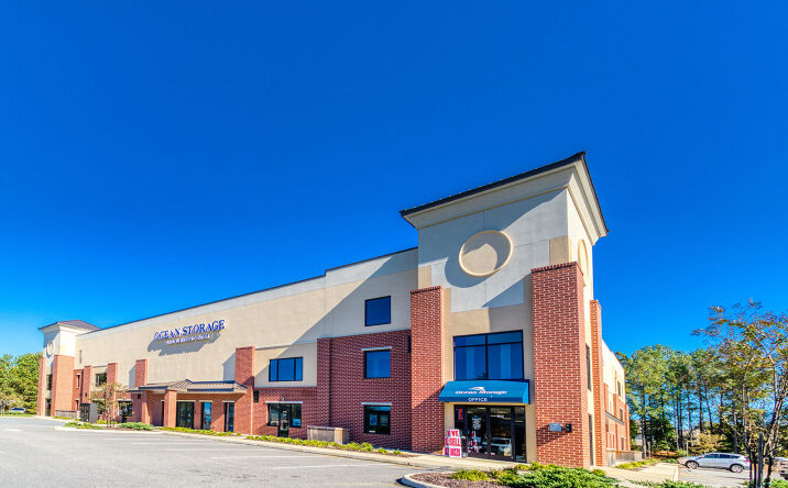 Pictures of Office property located at 105 PROFESSIONAL PKWY, YORKTOWN, VA 23693 for lease - image #1