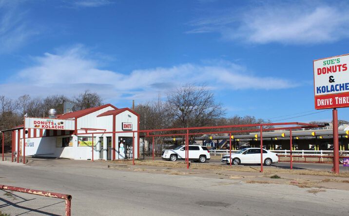 Pictures of Retail, Land property located at 1012 S Main Street, Weatherford, TX 76086 for lease - image #1