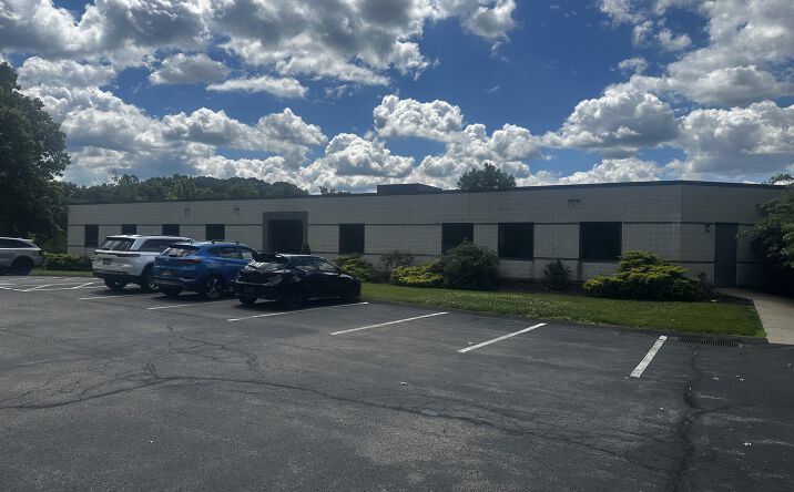Pictures of Office, Industrial property located at 4378 Craighead Rd, Allison Park, PA 15101 for lease - image #1