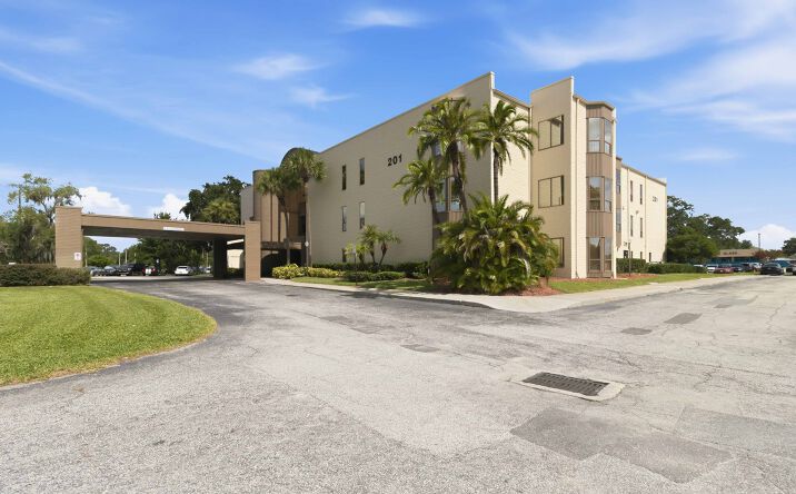 Pictures of Office property located at 201 W Hilda St, #22, Kissimmee, FL 34741 for lease - image #1