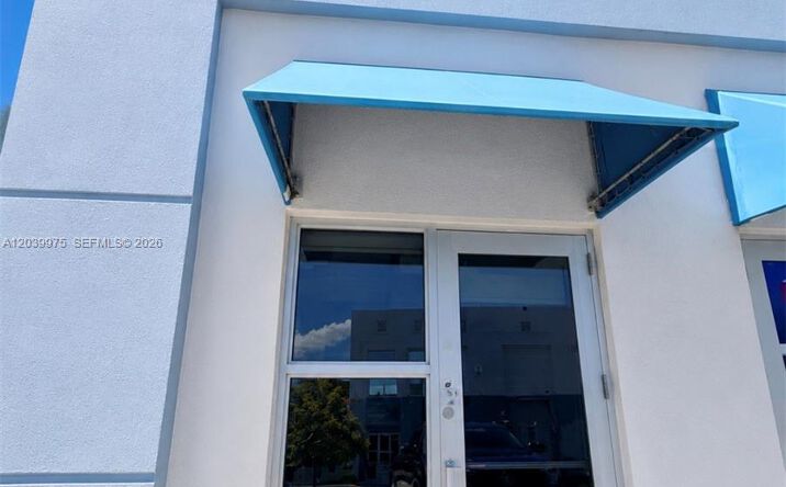 Pictures of Industrial property located at C-21, Miami, FL 33122 for lease - image #1