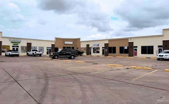 Pictures of Retail property located at 6600 Val Verde Road # B, Donna, TX 78537 for lease - image #1