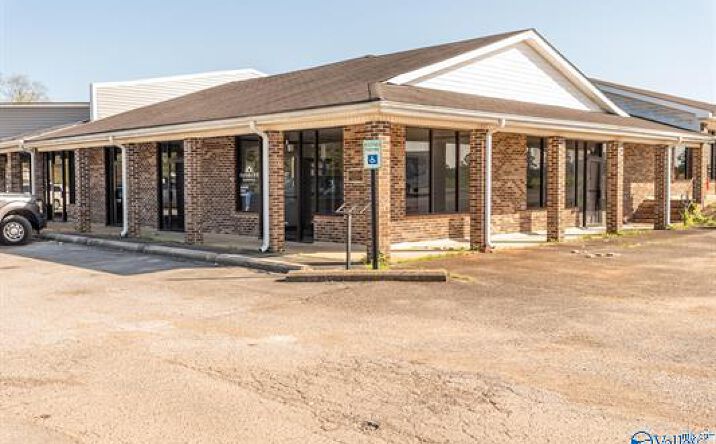 Pictures of Retail, Office, Special Purpose property located at 9869 Pulaski Pike, Toney, AL 35773 for lease - image #1