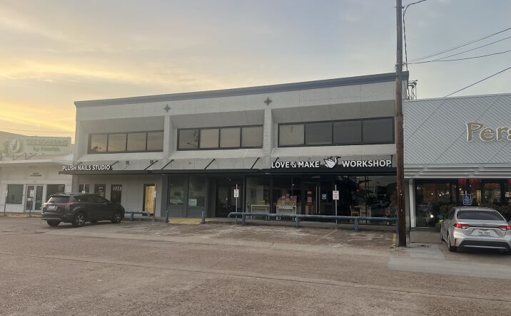 Pictures of Retail, Office, Restaurant property located at 2516 Times Boulevard, Houston, TX 77005 for lease - image #1