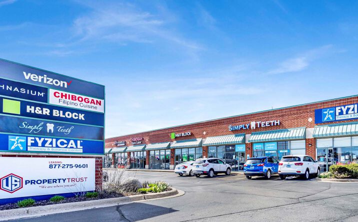 Pictures of Retail property located at 905 E Rand Rd, Mount Prospect, IL 60056 for lease - image #1