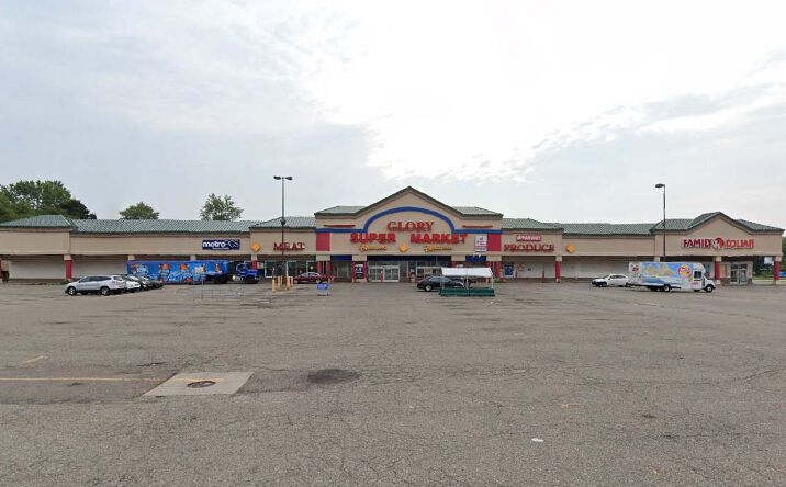 Pictures of Retail property located at 19136-19150 Telegraph Rd, Detroit, MI 48219 for lease - image #1