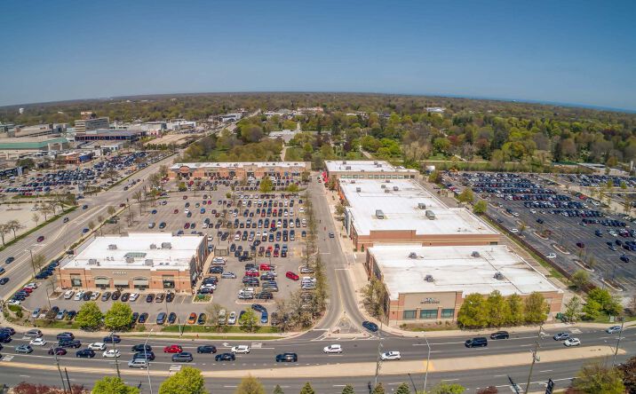 Pictures of Retail property located at Skokie Blvd & Golf Rd, Skokie, IL 60077 for lease - image #1