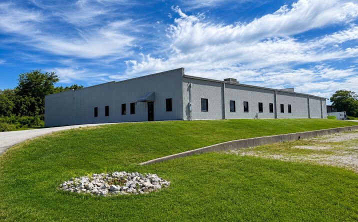 Pictures of Office, Industrial property located at 4432 Ardmore Avenue, Fort Wayne, IN 46809 for lease - image #1