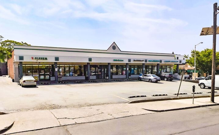 Pictures of Retail property located at 1-13 Tenafly Road, Englewood, NJ 07631 for lease - image #1