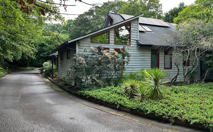 Pictures of Office property located at 2080 Prince Ave, Athens, GA 30606 for lease - image #1
