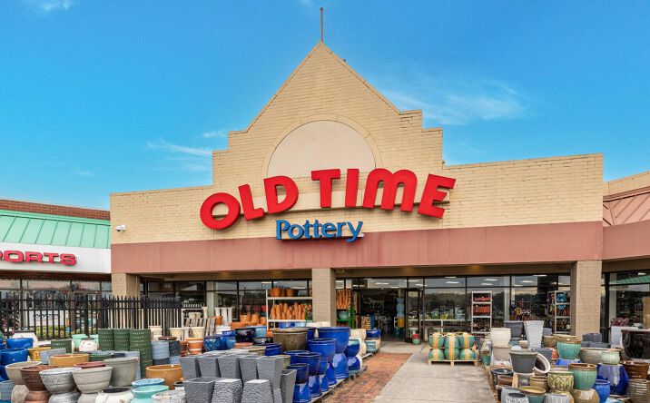 Pictures of Retail property located at 109 North Seven Oaks Drive, Knoxville, TN 37922 for lease - image #1