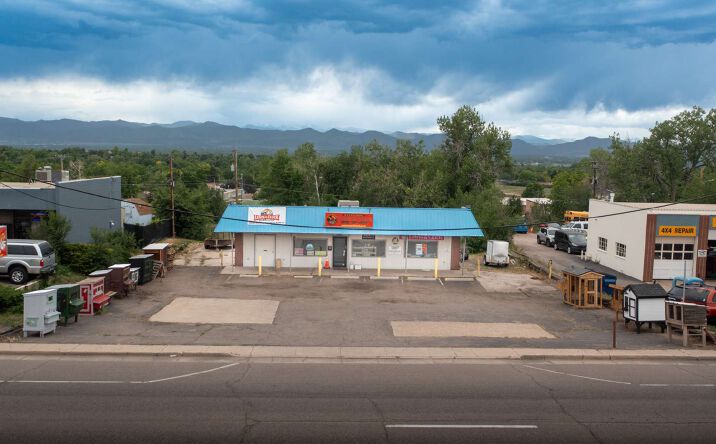 Pictures of Retail property located at 6579 S Broadway, Littleton, CO 80121 for lease - image #1