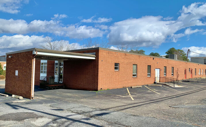 Pictures of Office property located at 4907-4917 Augusta Ave, Richmond, VA 23230 for lease - image #1