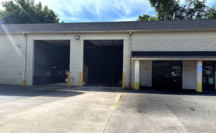 Pictures of Retail property located at 2962 Byington Solway Road, Knoxville, TN 37931 for lease - image #1