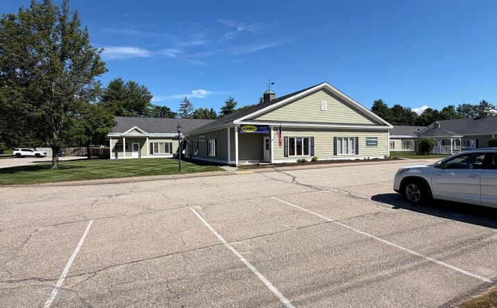 Pictures of Retail property located at 211 LOUDON RD, CONCORD, NH 03301-6099 for lease - image #1