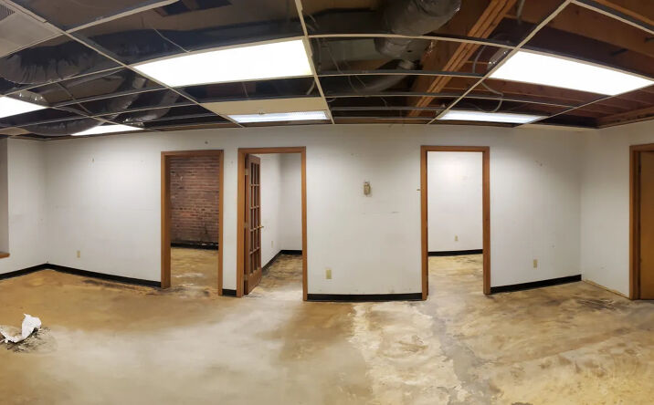 Pictures of Office, Industrial property located at 1502 Monroe Street, Toledo, OH 43604 for lease - image #1