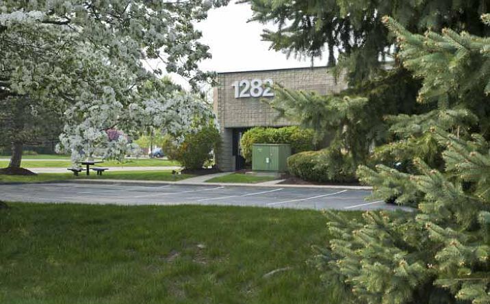 Pictures of Office property located at 1282 Kirts Blvd, Troy, MI 48084 for lease - image #1