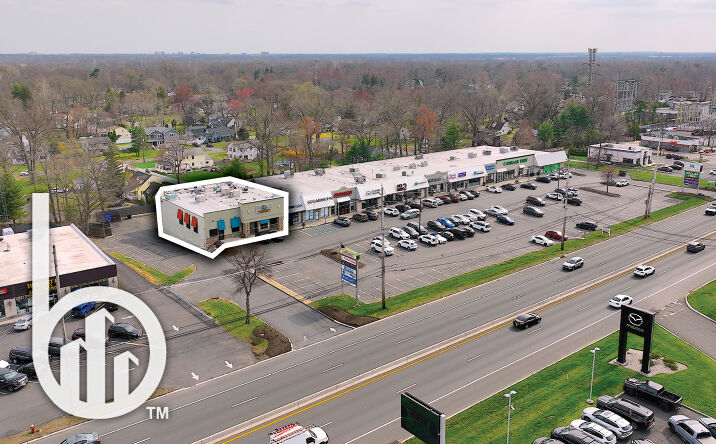 Pictures of Restaurant property located at 215 Route 22, Green Brook, NJ 07205-1832 for lease - image #1