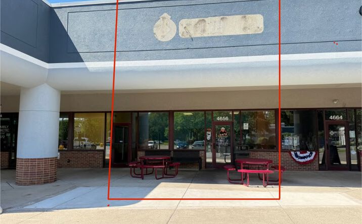 Pictures of Restaurant property located at 4656 Cottage Grove Road, Madison, WI 53716-1302 for lease - image #1