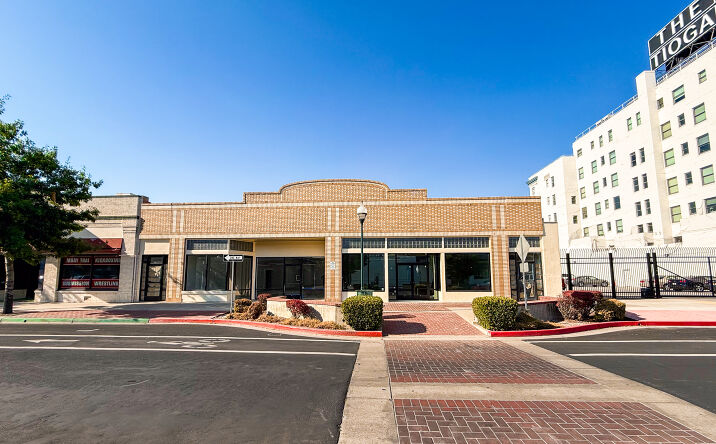 Pictures of Retail property located at 735-741 West Main Street, Merced, CA 95340 for lease - image #1