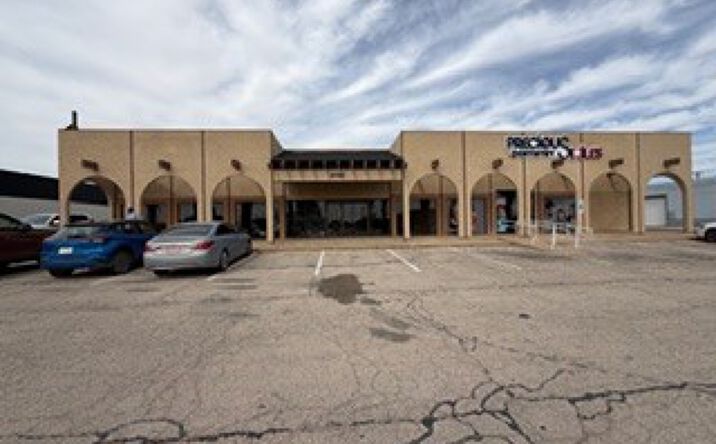 Pictures of Retail, Office, Restaurant property located at 2727 ANDREWS HWY, ODESSA, TX 79761 for lease - image #1