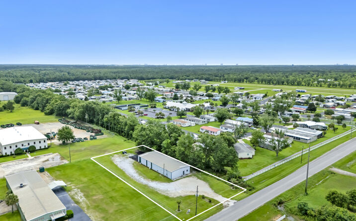 Pictures of Retail, Office, Industrial property located at 8760 County Road 65, Foley, AL 36535 for lease - image #1