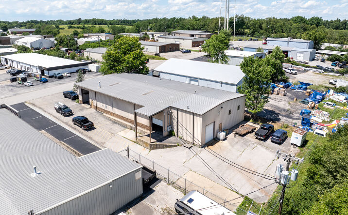 Pictures of Industrial property located at 128 Eisenhower Court, Nicholasville, KY 40356 for lease - image #1