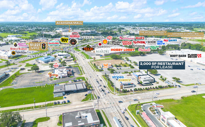 Pictures of Retail, Restaurant property located at 3300 Ambassador Caffery Pkwy, Lafayette, LA 70506 for lease - image #1