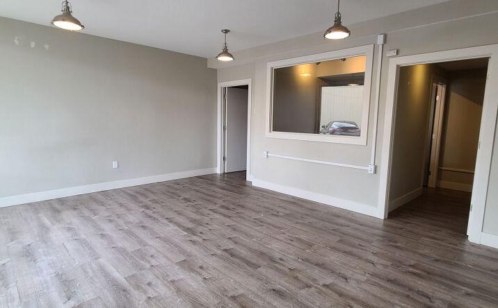 Pictures of Retail, Office property located at 651 High St NE, Salem, OR 97301 for lease - image #1