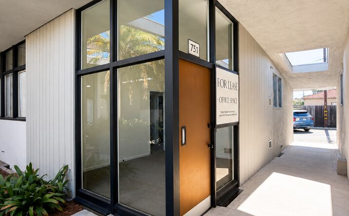 Pictures of Retail, Office property located at 731 North A Street, Oxnard, CA 93030 for lease - image #1