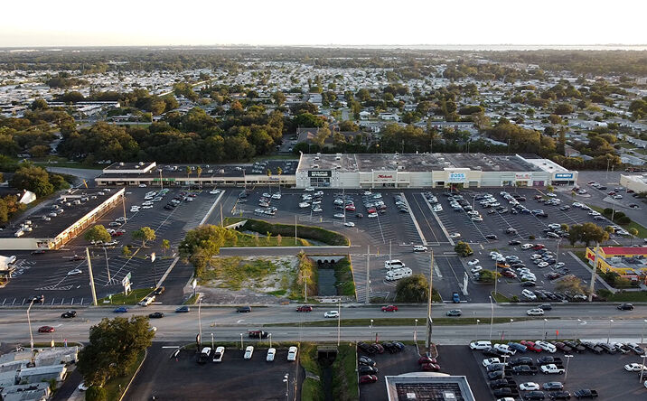 Pictures of Retail property located at 621-845 Cortez Road West, Bradenton, FL 34207 for lease - image #1