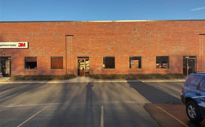 Pictures of Industrial property located at 701 Koehler Avenue 5B, Ronkonkoma, NY 11779 for lease - image #1